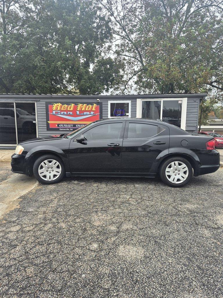 2012 Dodge Avenger SE