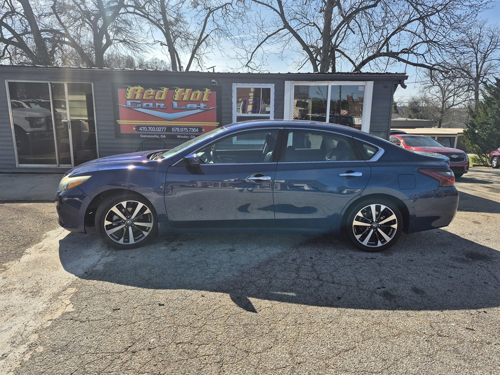 2017 Nissan Altima SR