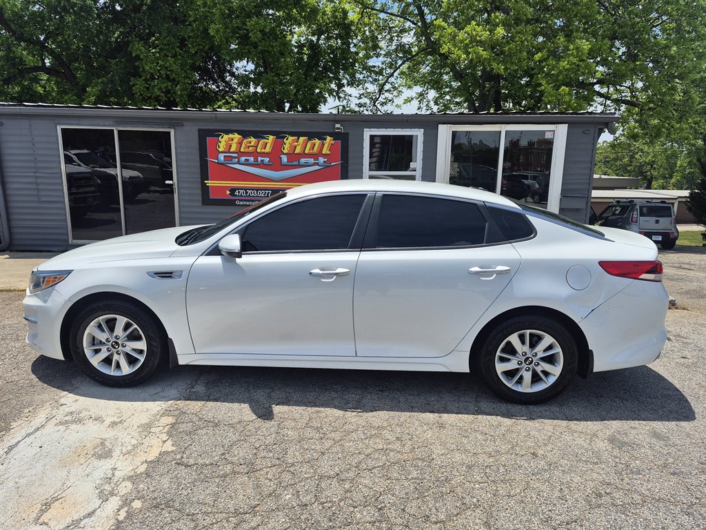 2016 Kia Optima LX AT's photo